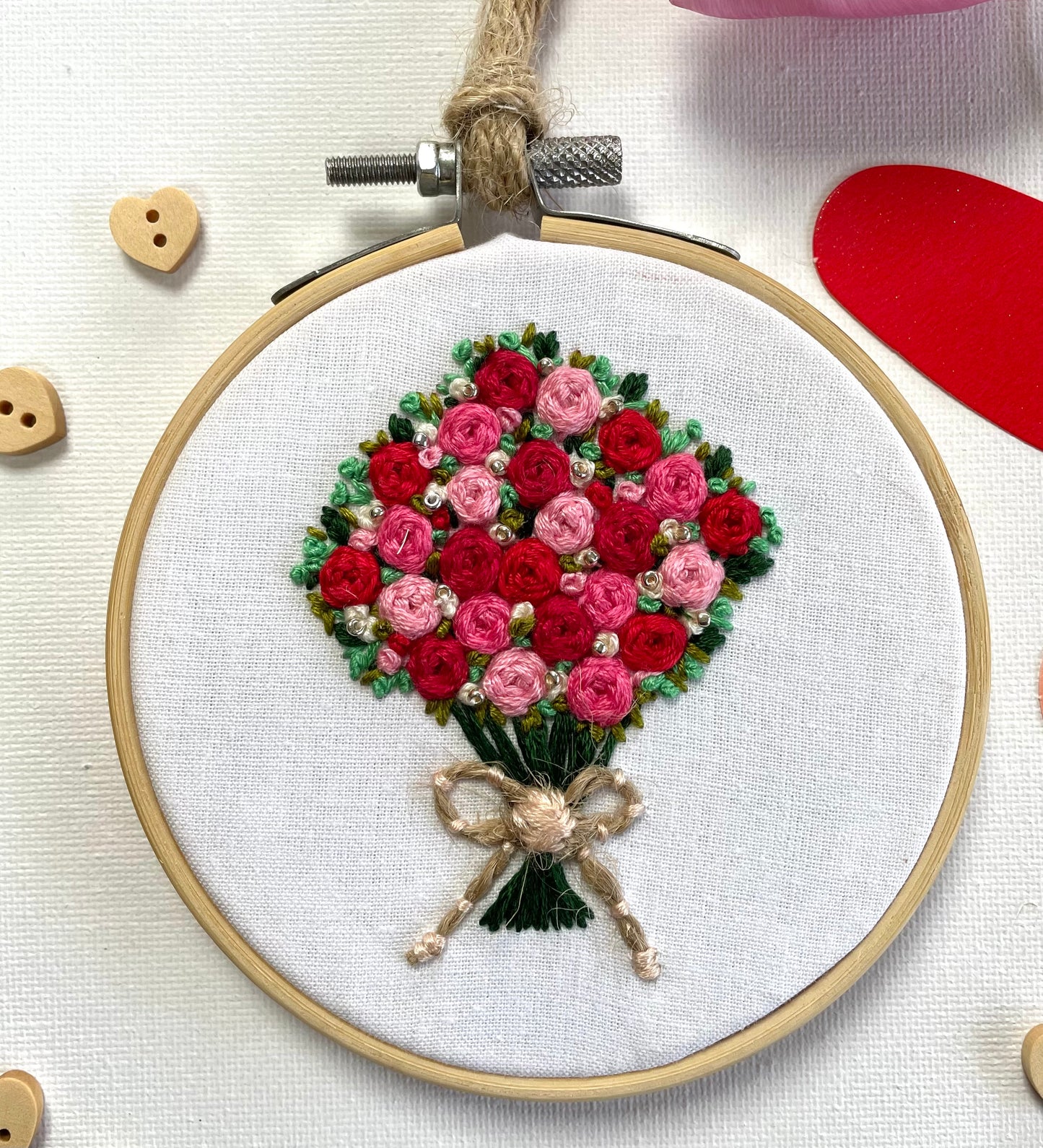 Rose bouquet hoop (red & pink) - 10cm