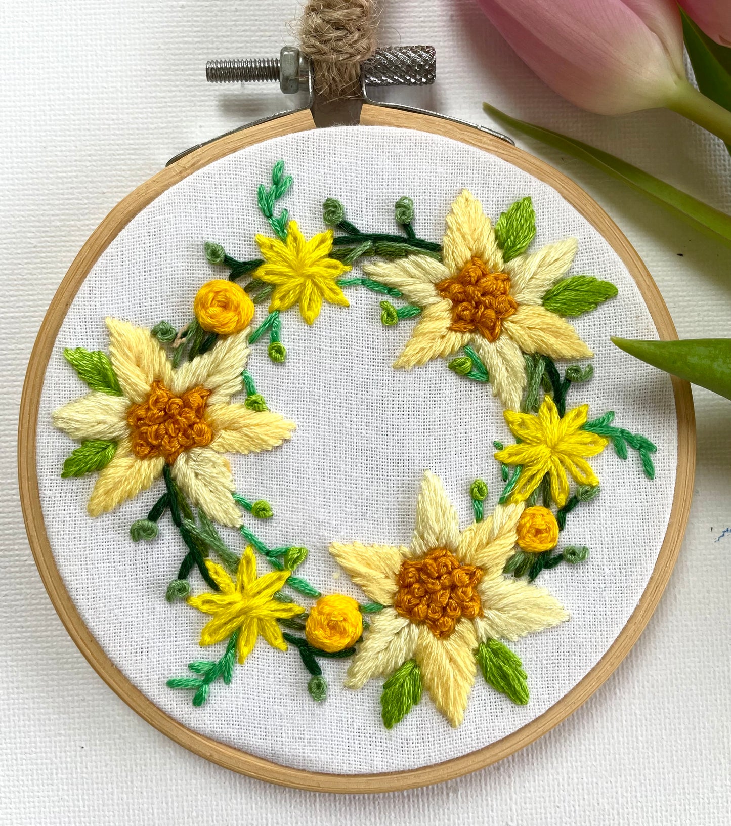 Daffodil garland hoop - 10cm