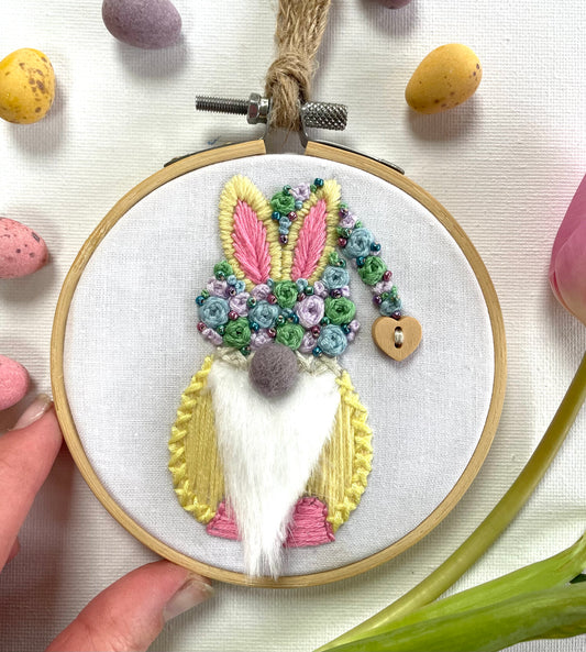 Easter gnome (yellow) hoop - 10cm