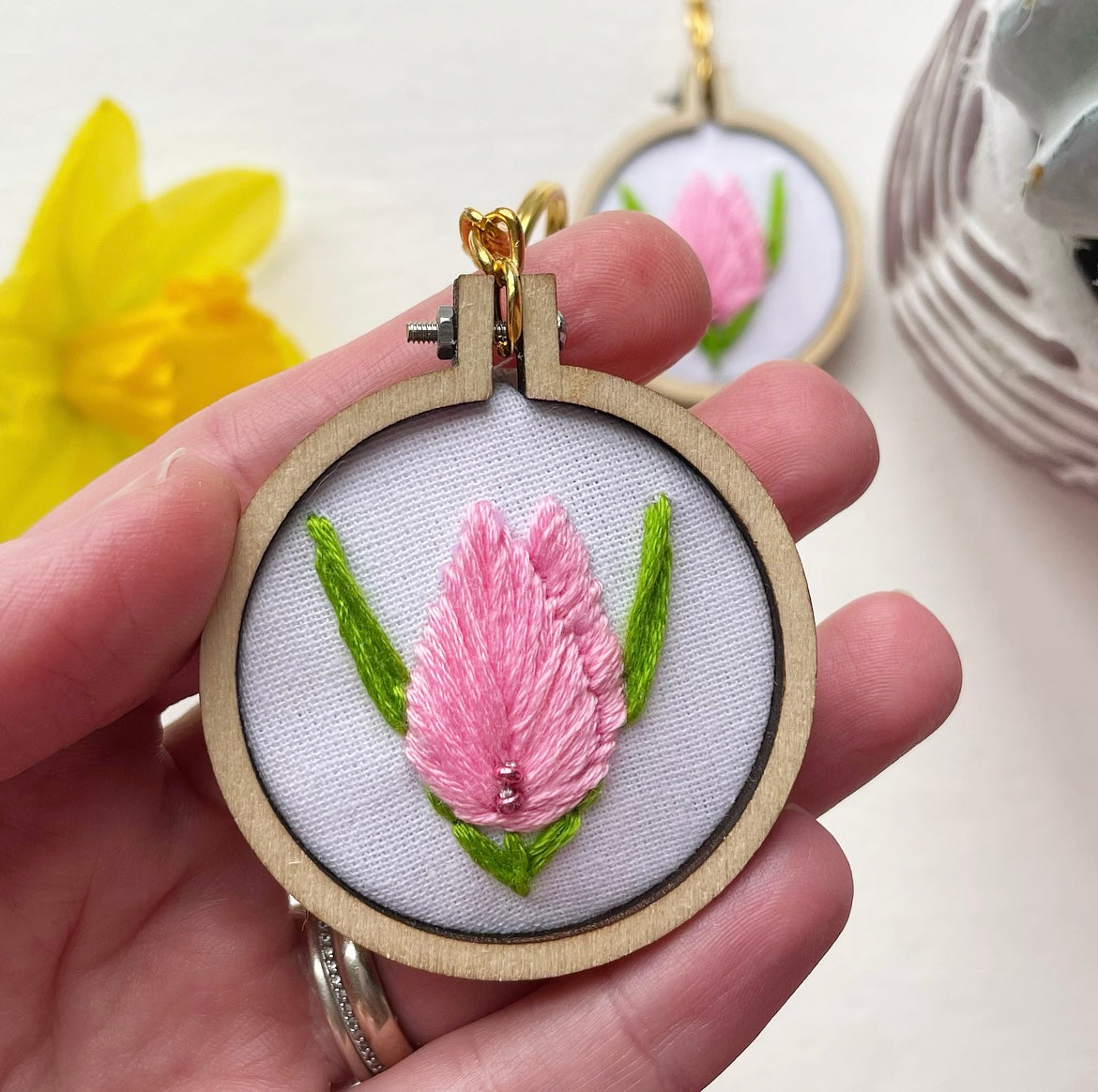 Tulip keyring (pink)