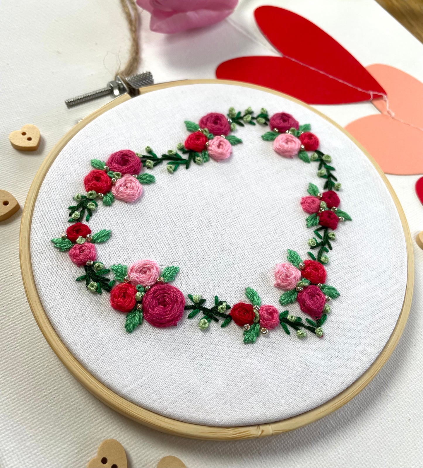 Rose heart floral hoop (red & pink) - 14cm