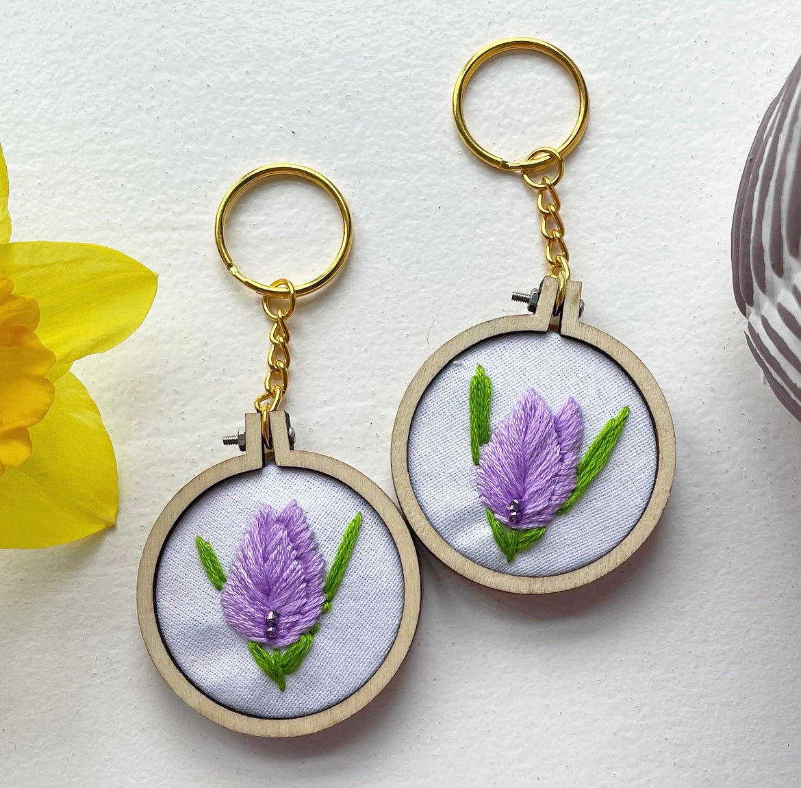 Tulip keyring (lilac)