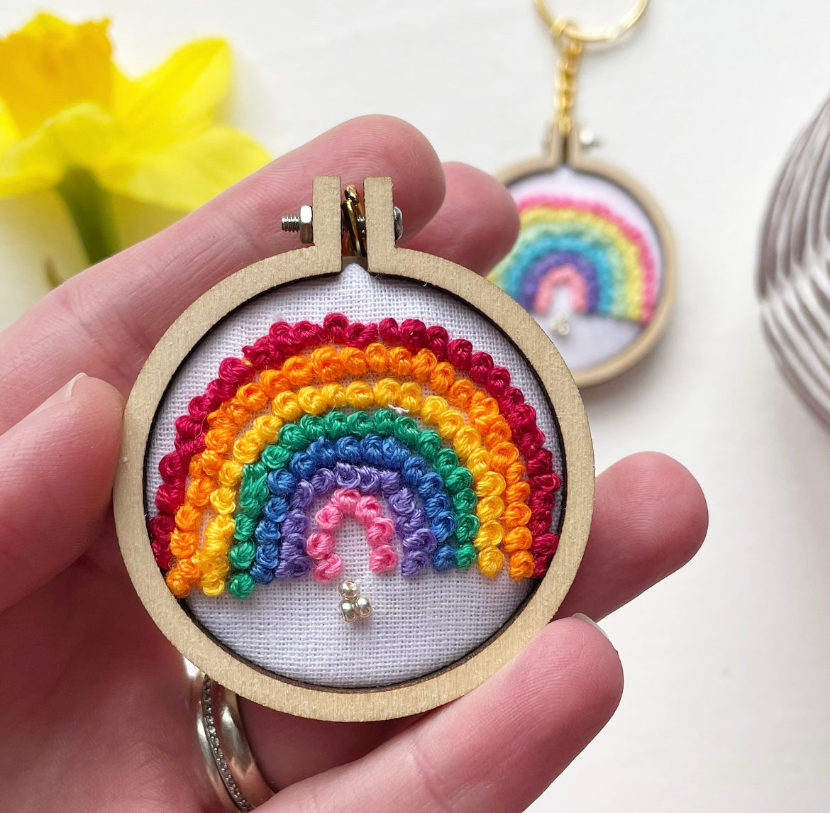 Rainbow knots keyring